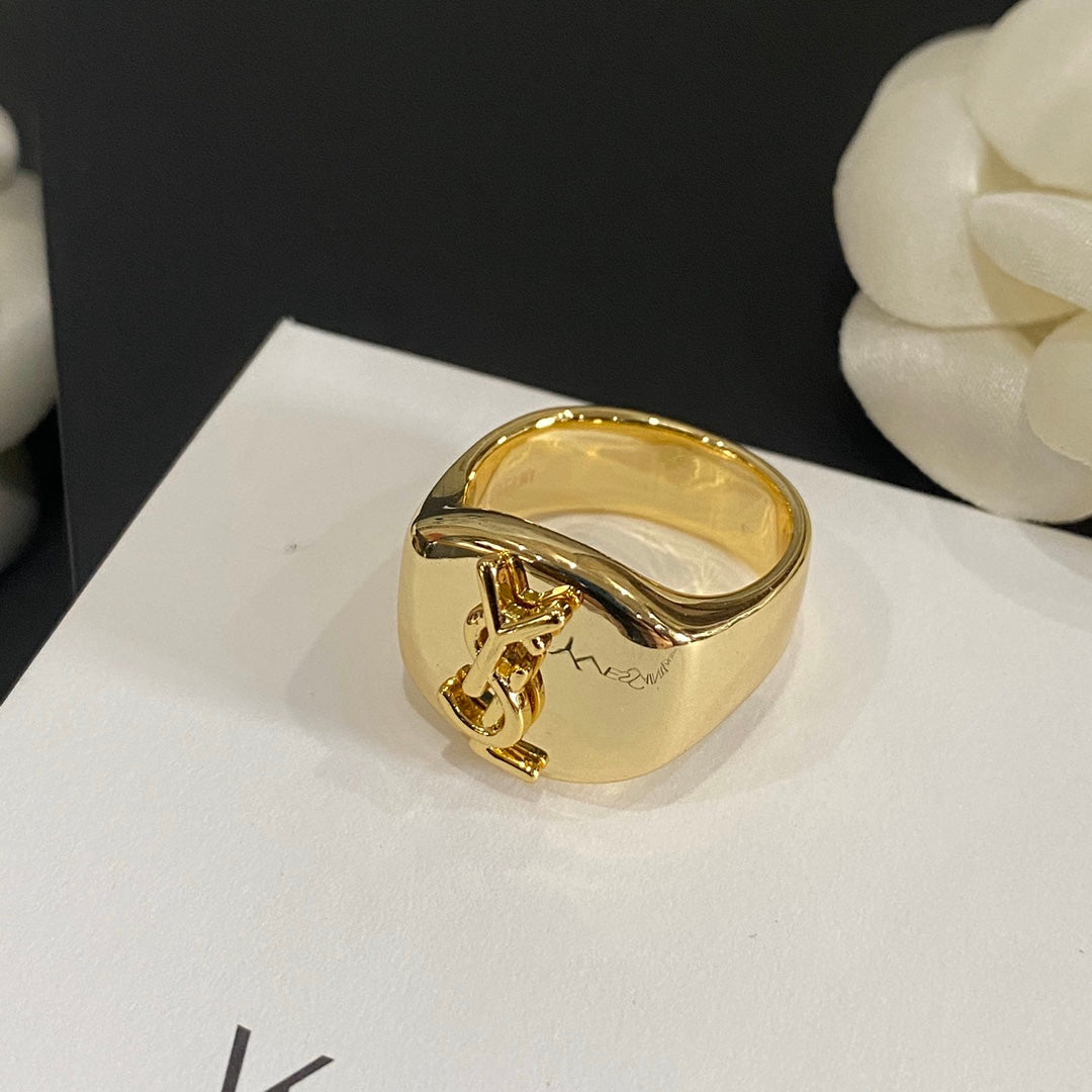 Elegant Letter Logo Closure Ring