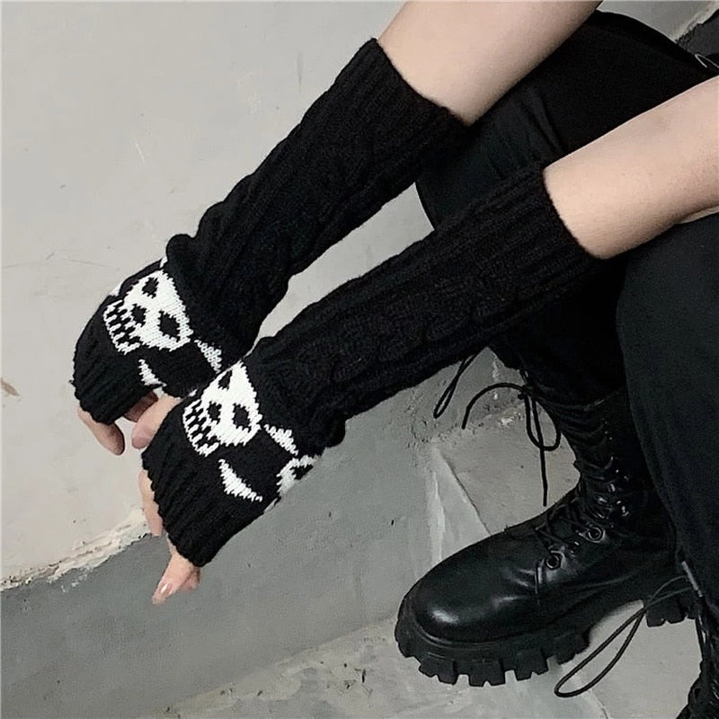 Fingerless Skull Gloves